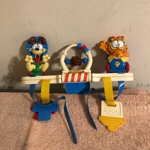 Vintage 1991 Remco Baby Garfield Stroller/Car Seat Toy With Straps